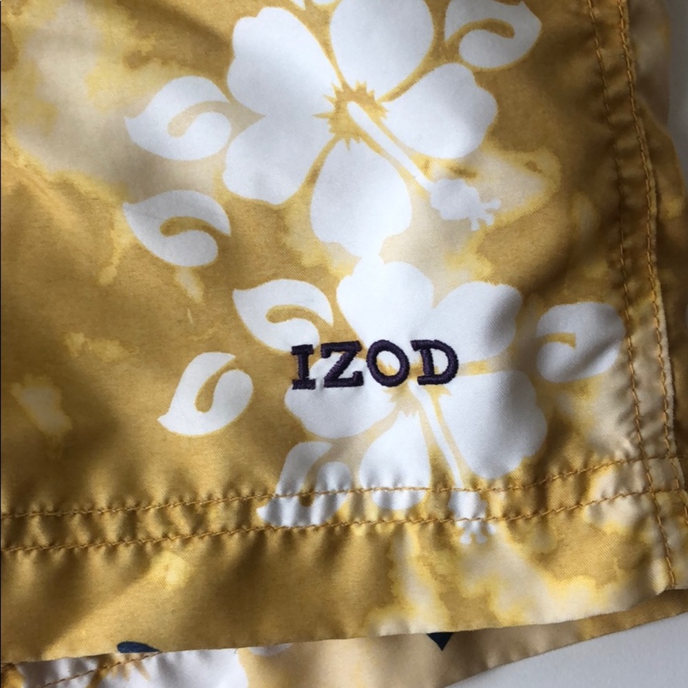 Men’s IZOD Swim Trunks Yellow Size Medium - Picture 3 of 7